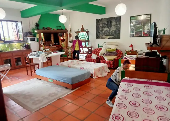 Casa Belojardim E Antiga Fabrica De Manteiga